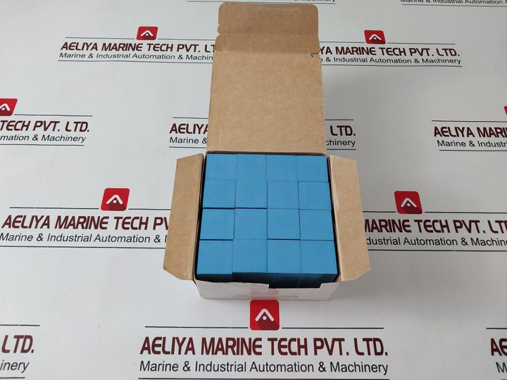 lot_of_16x_roxtec_rm300_solid_filter_block-60219_1__26932.1765446288